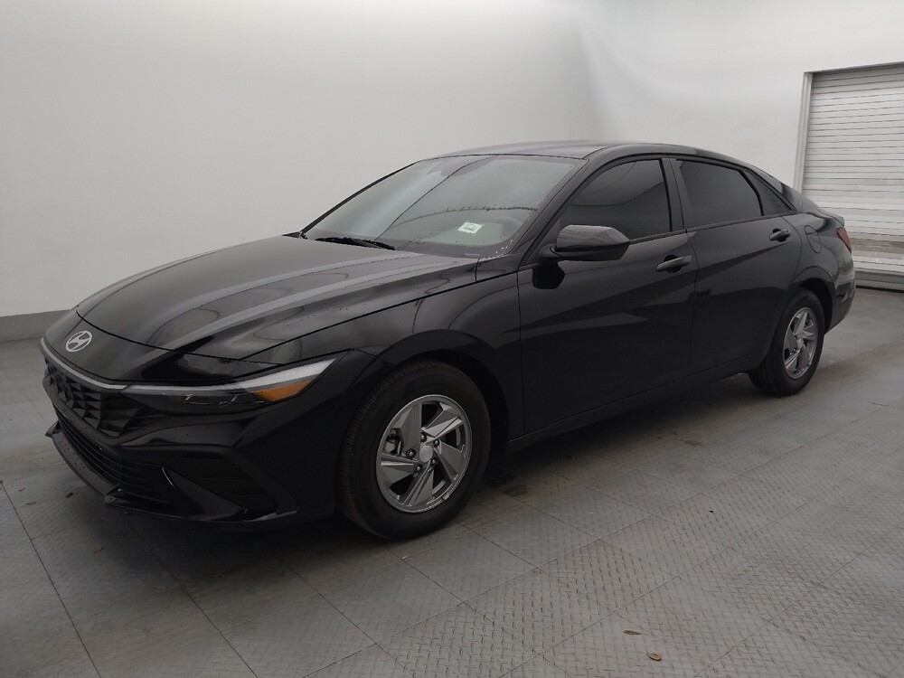 2025 Hyundai Elantra in Fort Myers, FL 33907 - 18113480 2