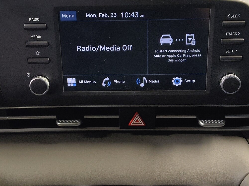 2025 Hyundai Elantra in Fort Myers, FL 33907 - 18113480 25