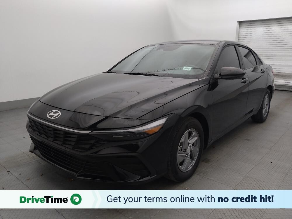 2025 Hyundai Elantra in Fort Myers, FL 33907 - 18113480