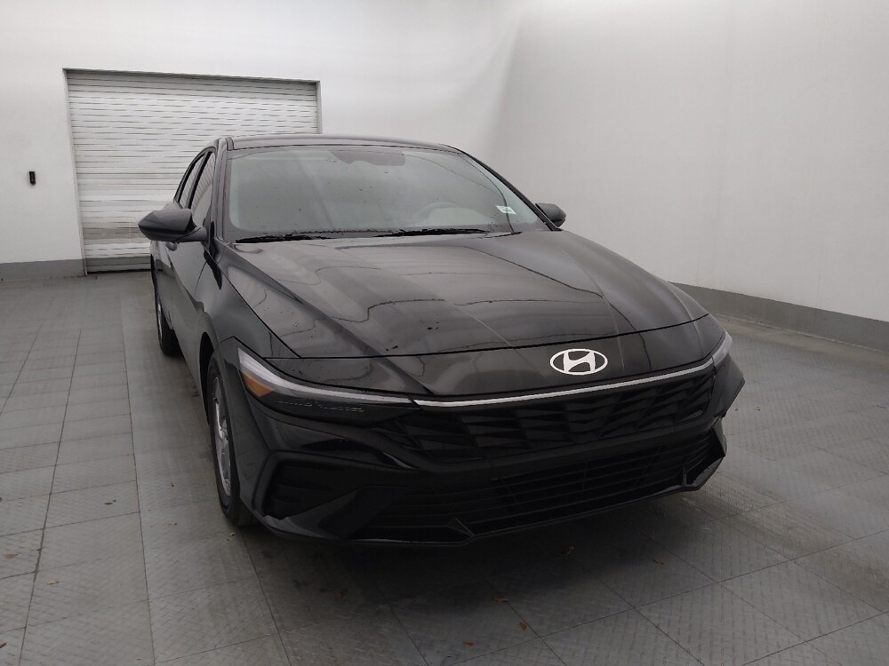 2025 Hyundai Elantra in Fort Myers, FL 33907 - 18113480 14