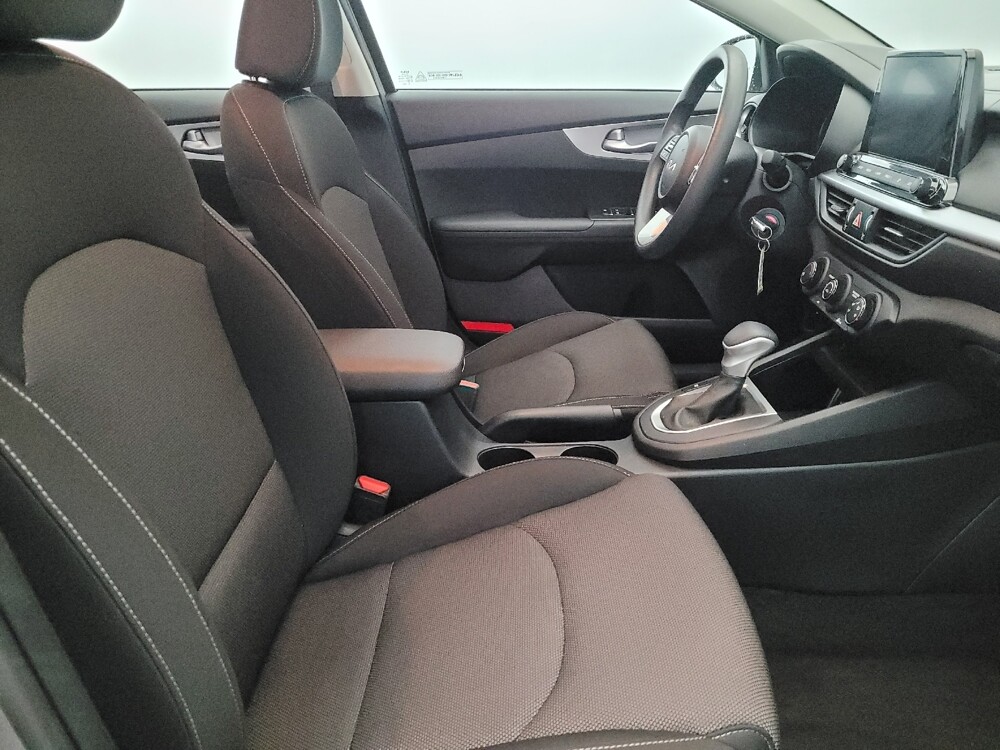 2023 Kia Forte in New Castle, DE 19720 - 18113489 21