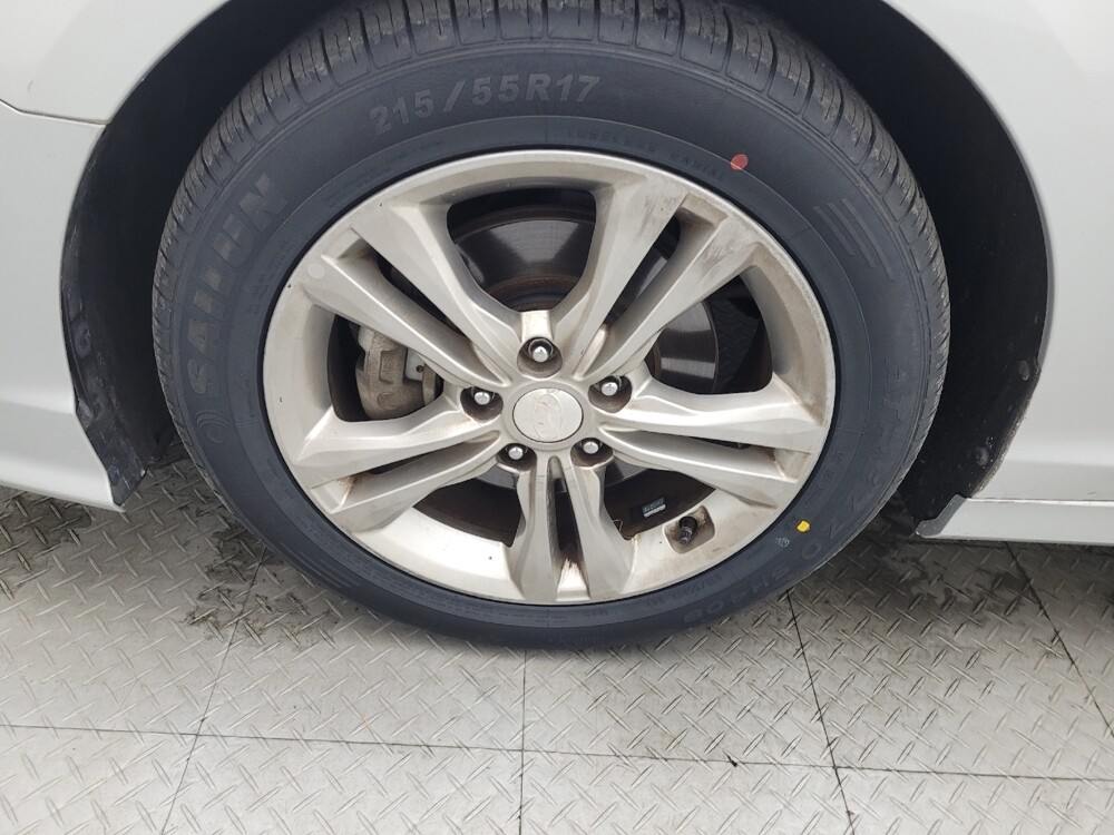 2018 Hyundai Sonata in Charleston, SC 29414 - 18113494 31