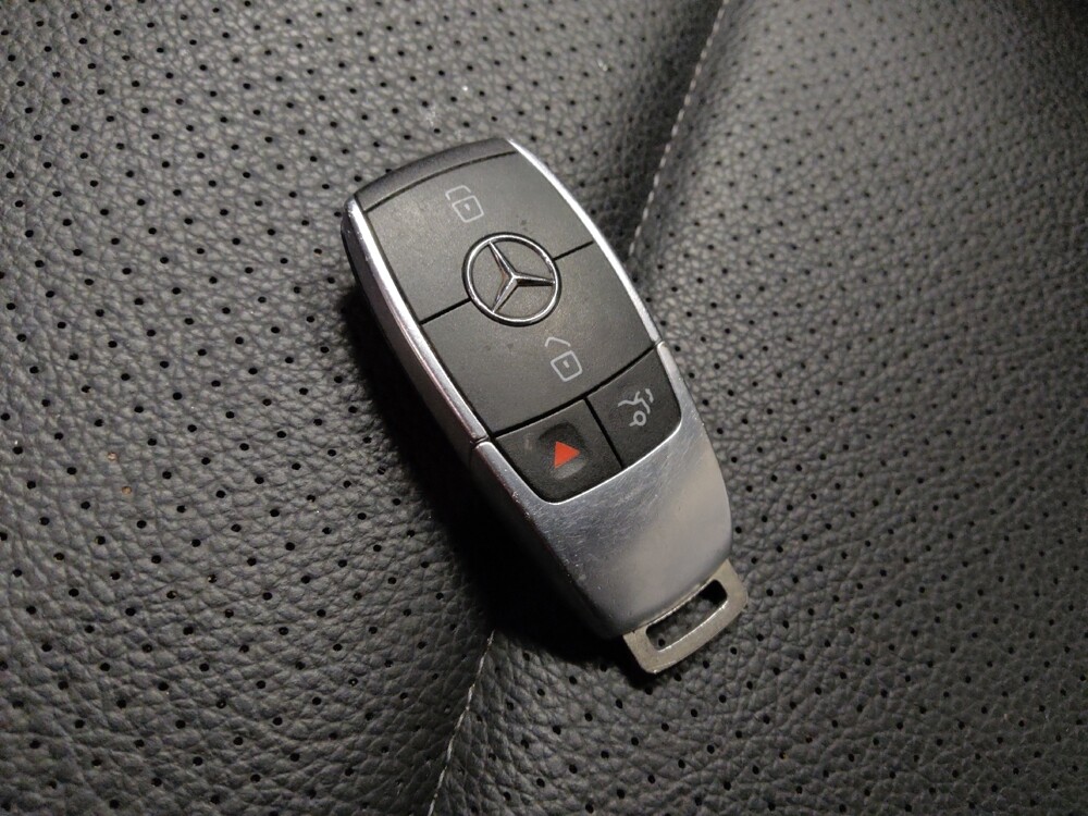 2021 Mercedes-Benz GLC 300 in Phoenix, AZ 85022 - 18113500 32