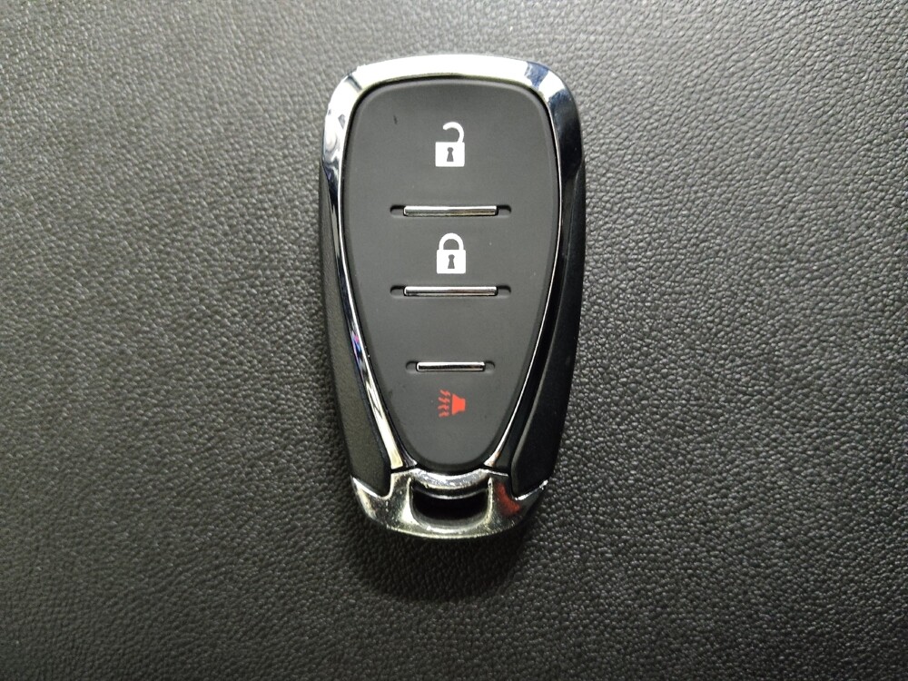 2018 Chevrolet Equinox in Charlotte, NC 28273 - 18113510 32