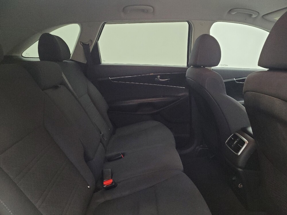 2019 Kia Sorento in Miamisburg, OH 45342 - 18113517 19