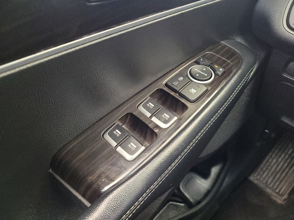 2019 Kia Sorento in Miamisburg, OH 45342 - 18113517 27
