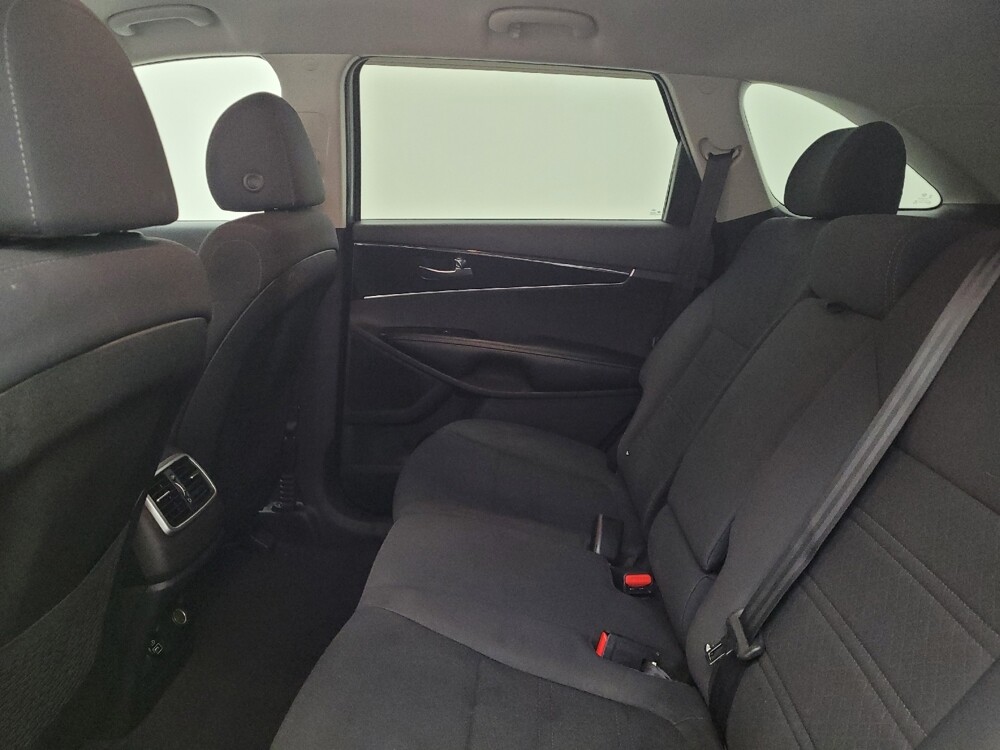 2019 Kia Sorento in Miamisburg, OH 45342 - 18113517 18