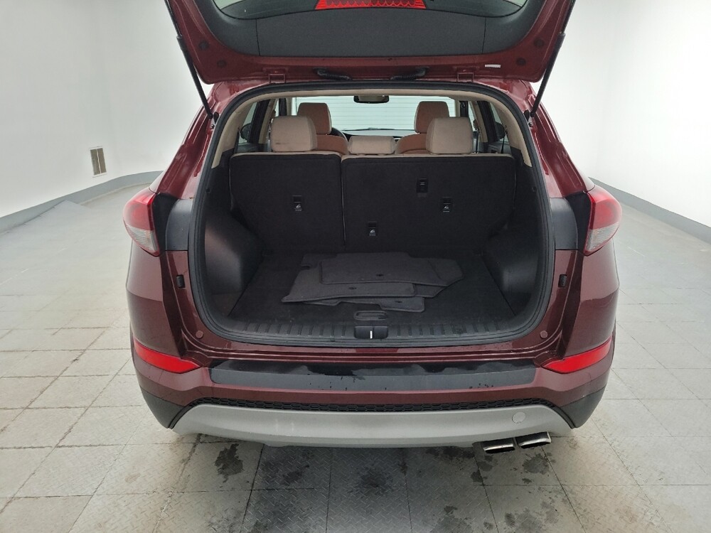 2017 Hyundai Tucson in Miamisburg, OH 45342 - 18113519 22