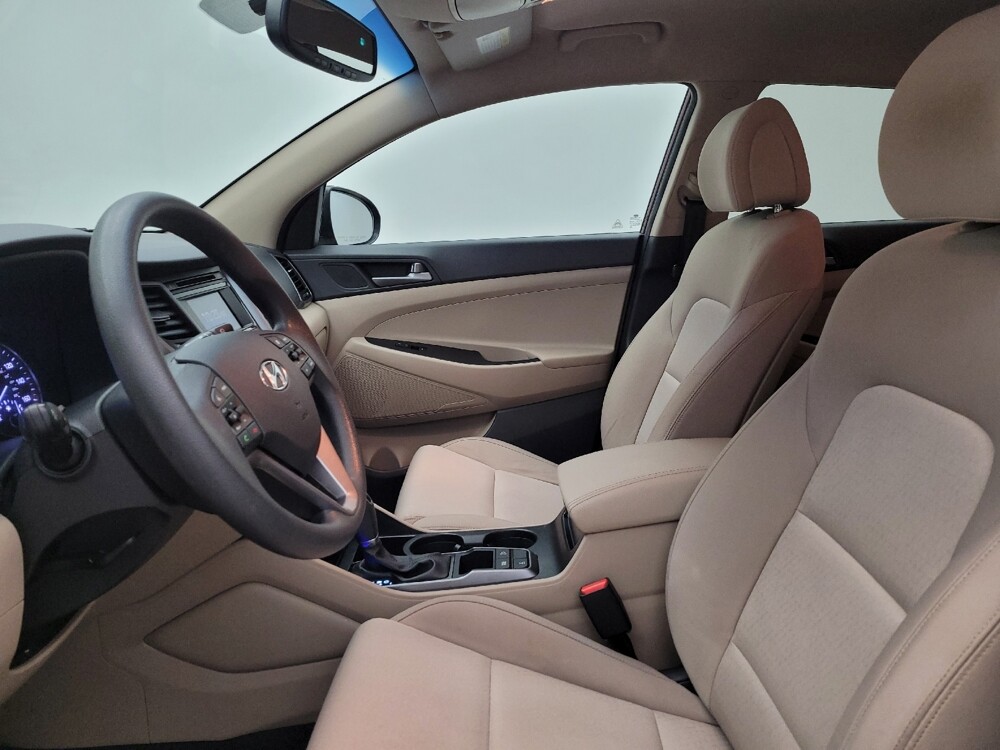 2017 Hyundai Tucson in Miamisburg, OH 45342 - 18113519 17