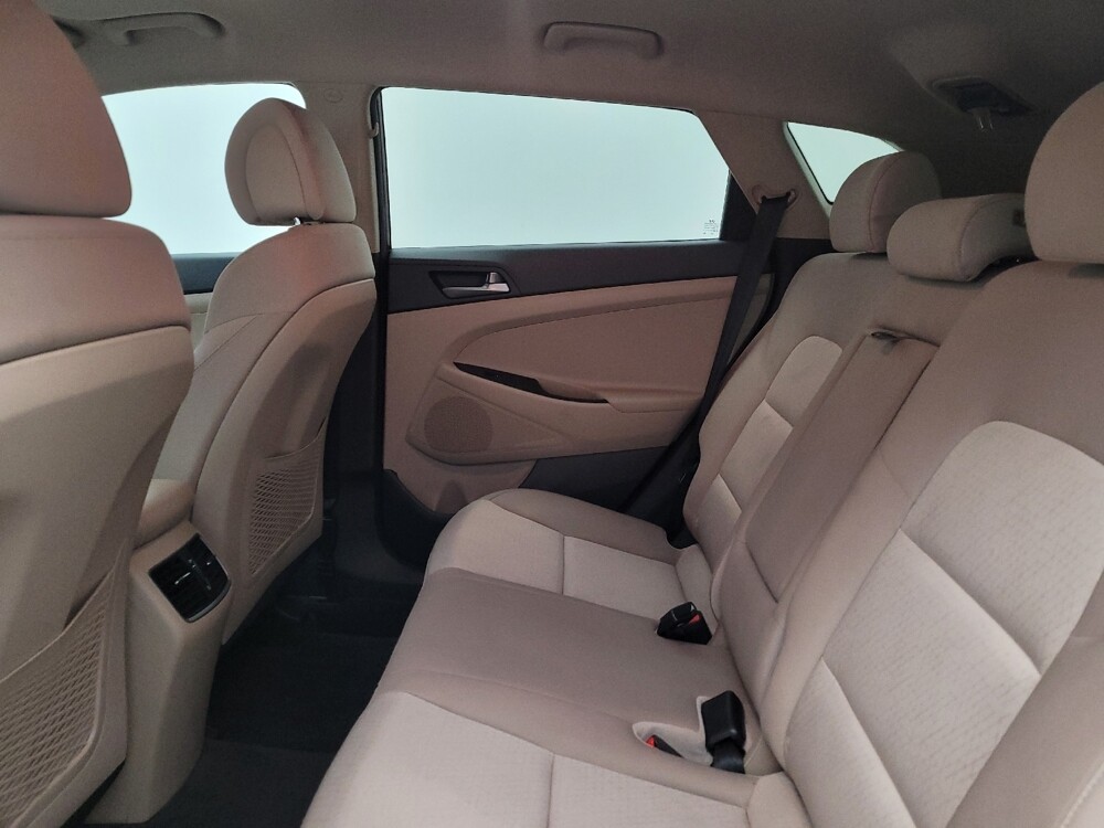 2017 Hyundai Tucson in Miamisburg, OH 45342 - 18113519 18