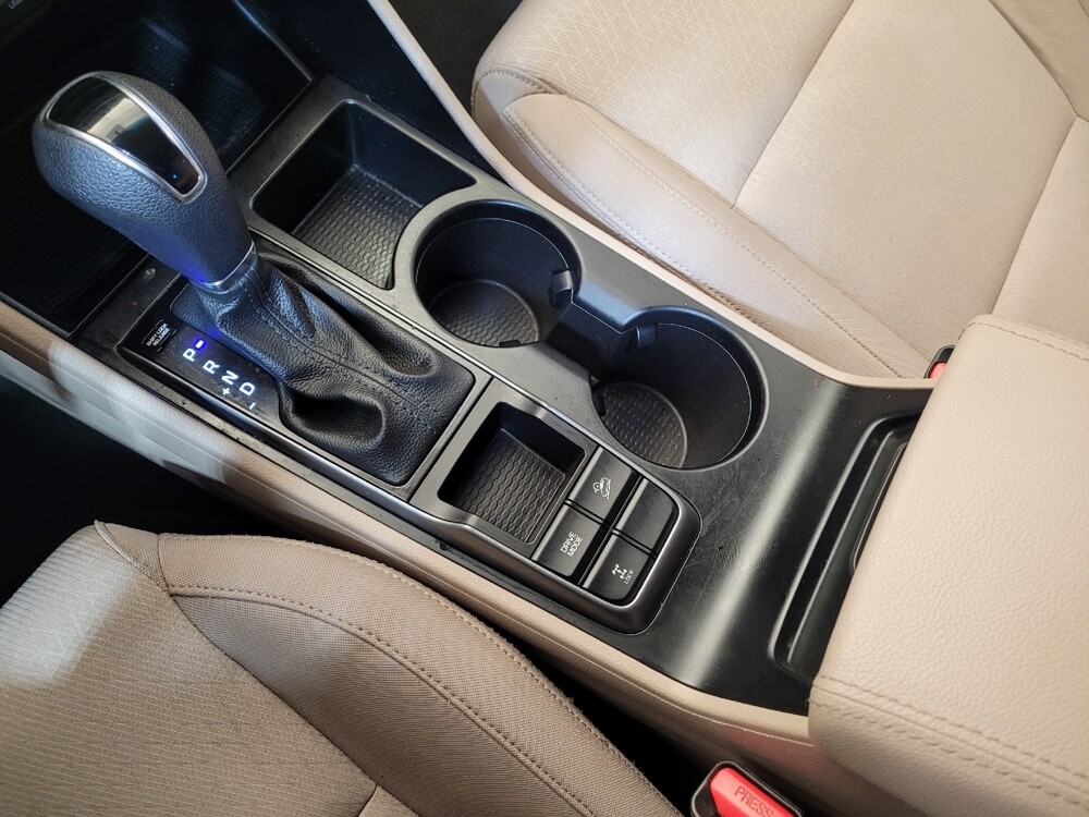 2017 Hyundai Tucson in Miamisburg, OH 45342 - 18113519 26