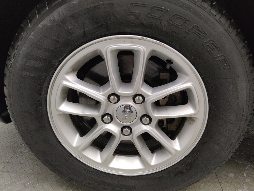 2020 Jeep Grand Cherokee in Indianapolis, IN 46219 - 18113521 31