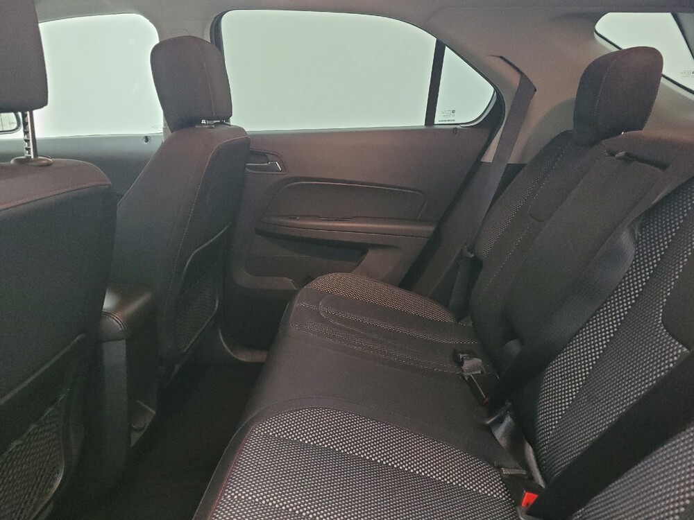 2017 Chevrolet Equinox in Fayetteville, NC 28304 - 18113522 18