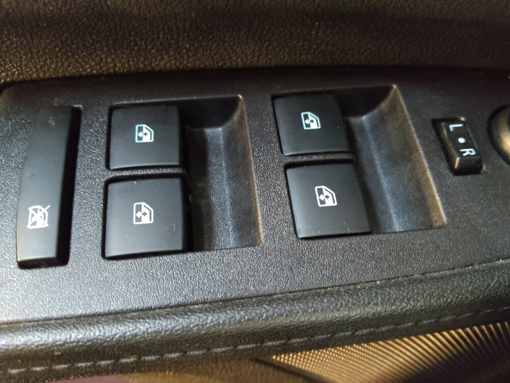 2017 Chevrolet Equinox in Fayetteville, NC 28304 - 18113522 27