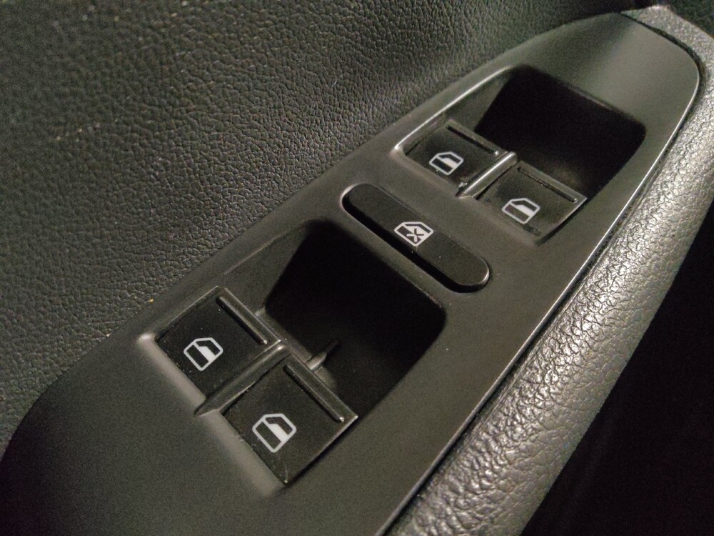 2017 Volkswagen Jetta in Savannah, GA 31419 - 18113527 27