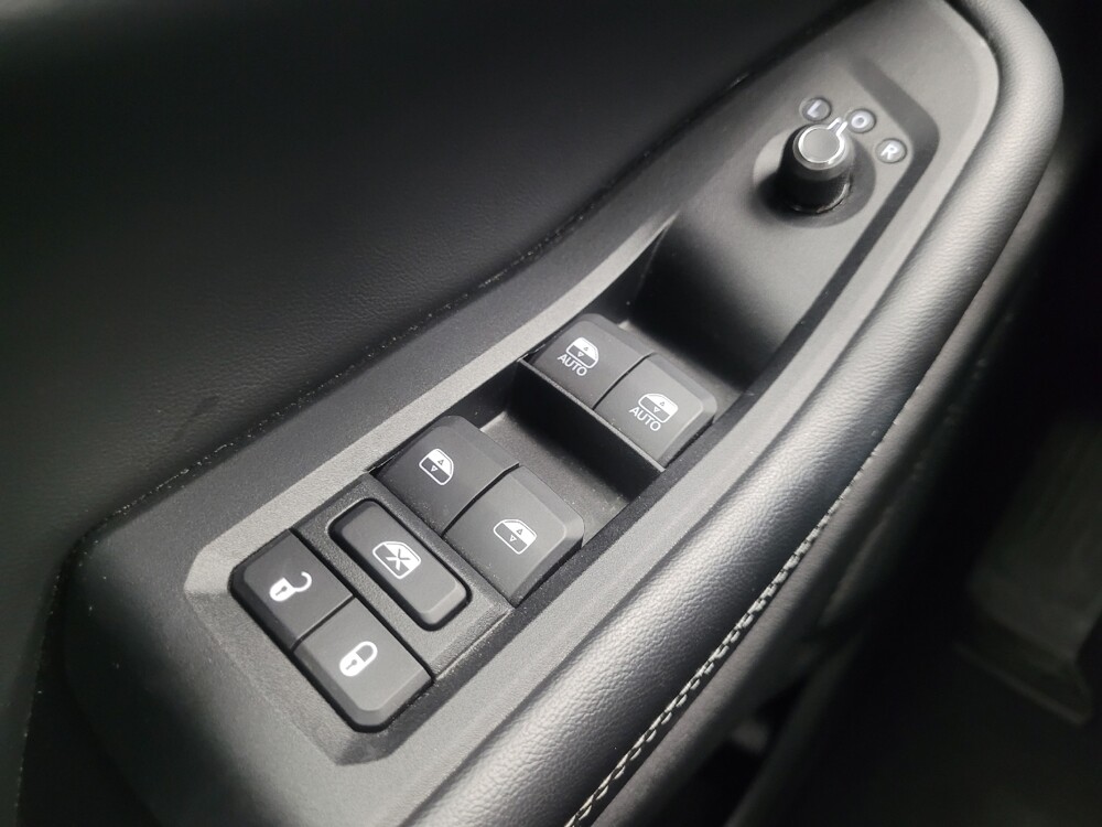 2023 Jeep Grand Cherokee in Indianapolis, IN 46219 - 18113531 27