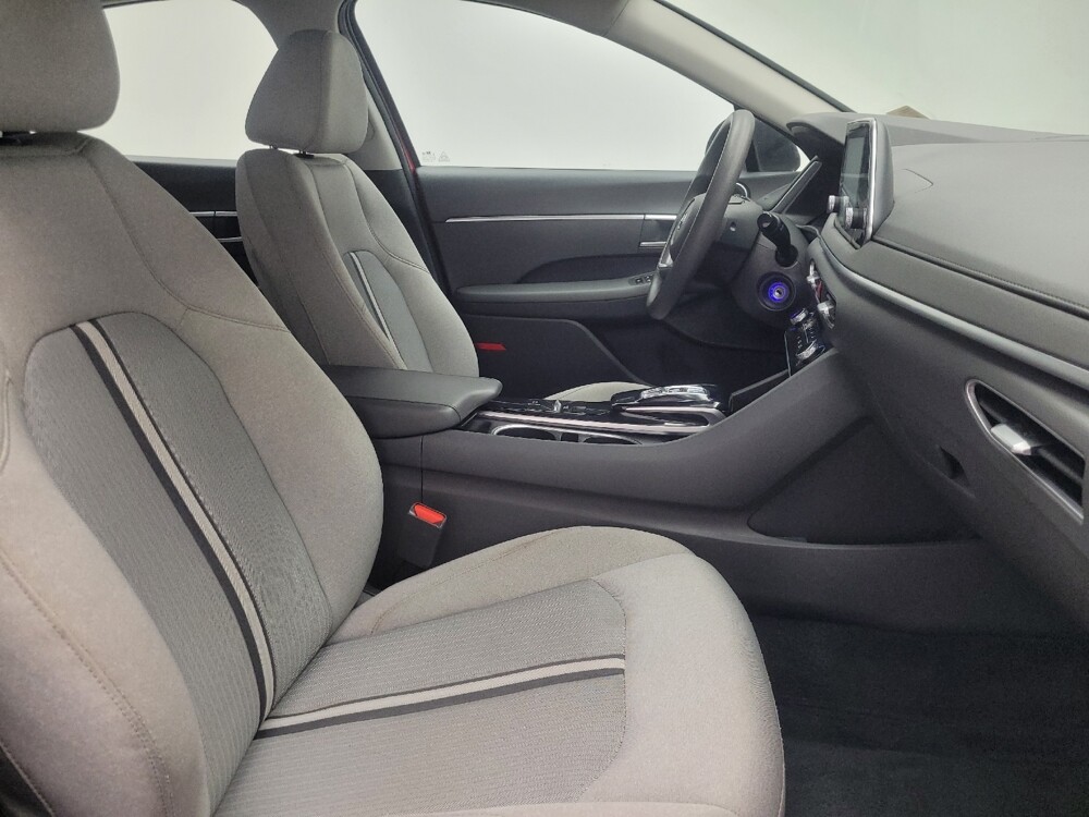 2021 Hyundai Sonata in Indianapolis, IN 46219 - 18113532 21