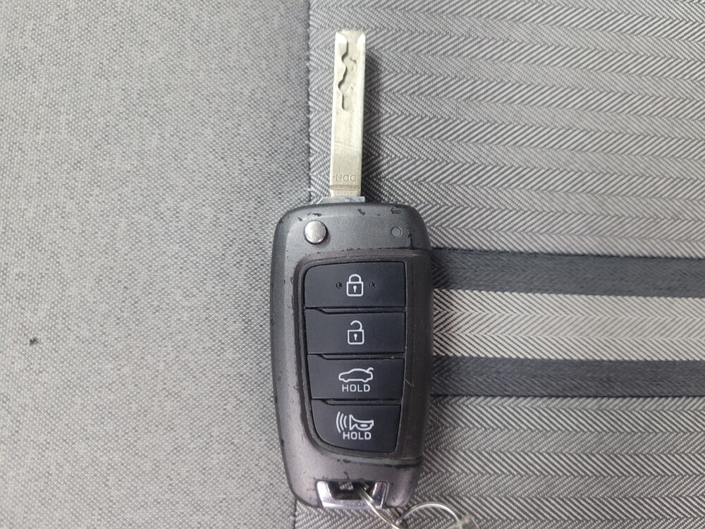 2021 Hyundai Sonata in Indianapolis, IN 46219 - 18113532 32