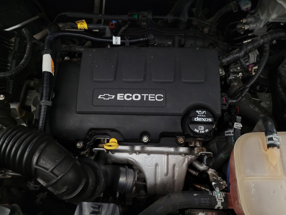 2015 Chevrolet Trax in Glendale, AZ 85301 - 18113538 30