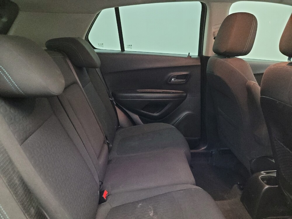 2015 Chevrolet Trax in Glendale, AZ 85301 - 18113538 19