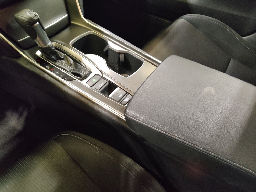 2021 Honda Accord in Greenville, SC 29607 - 18113544 26