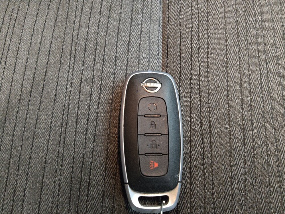 2023 Nissan Rogue in Lombard, IL 60148 - 18113578 32