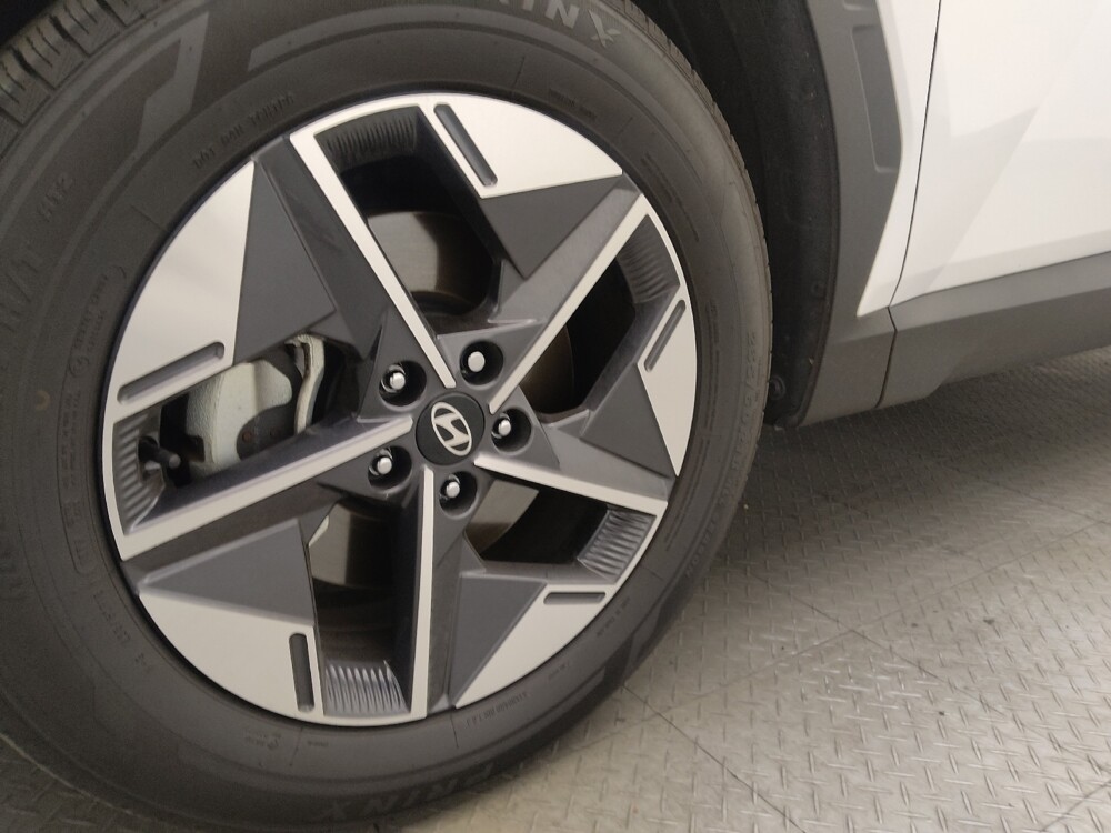 2025 Hyundai Tucson in Greenville, SC 29607 - 18113589 31