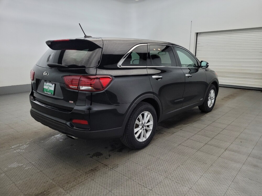 2020 Kia Sorento in Newport News, VA 23601 - 18113596 9