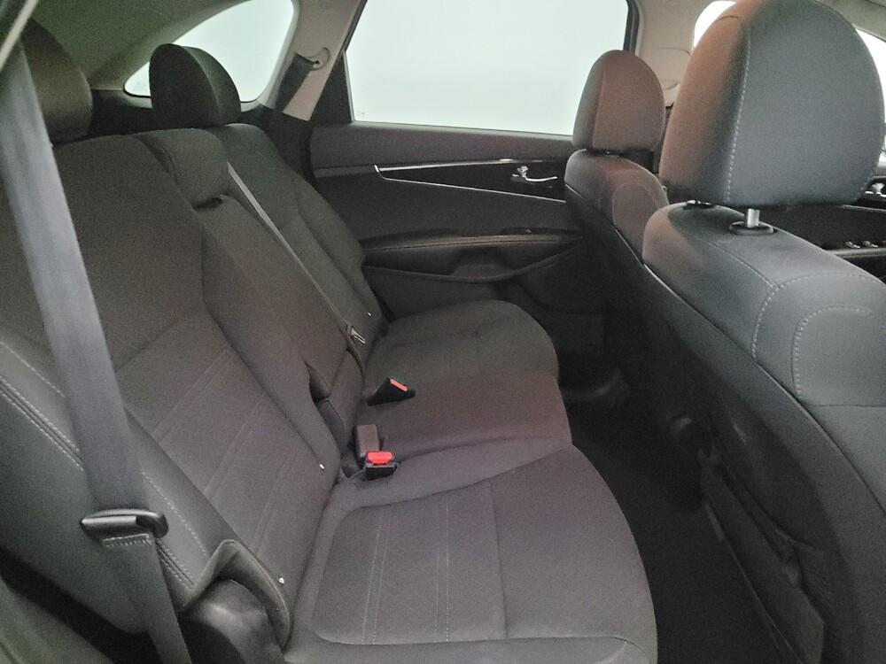2020 Kia Sorento in Newport News, VA 23601 - 18113596 19