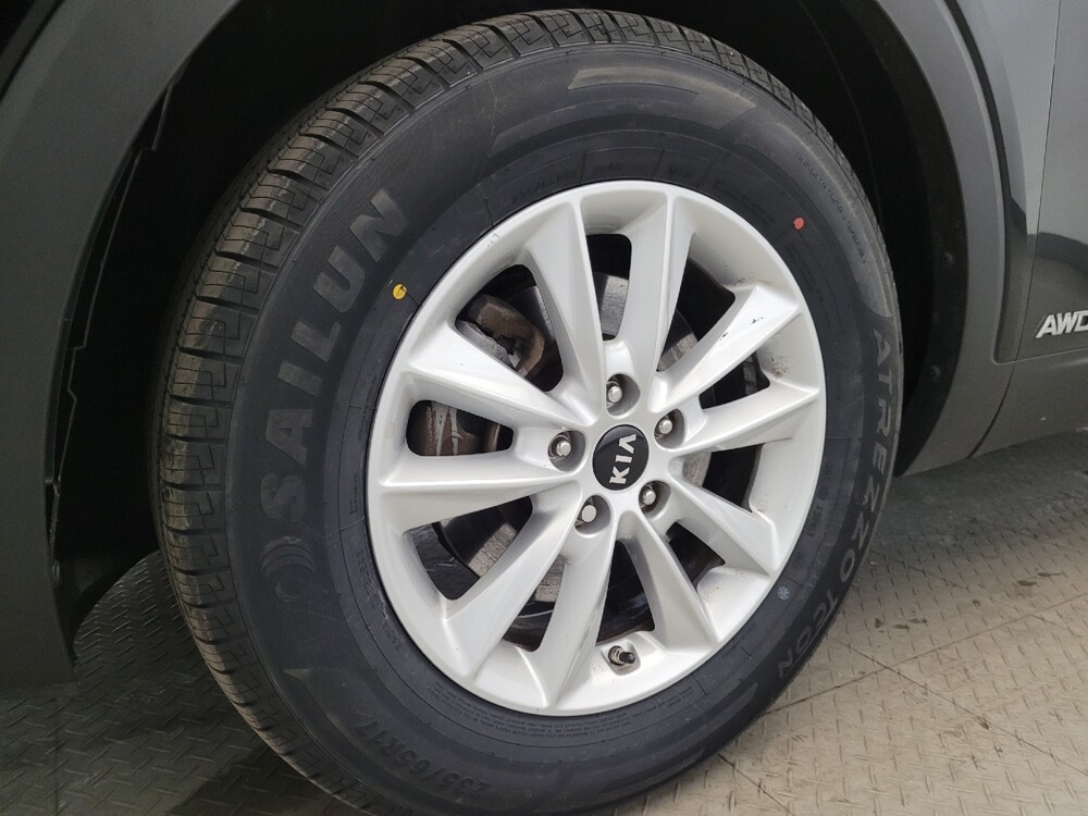 2020 Kia Sorento in Newport News, VA 23601 - 18113596 31