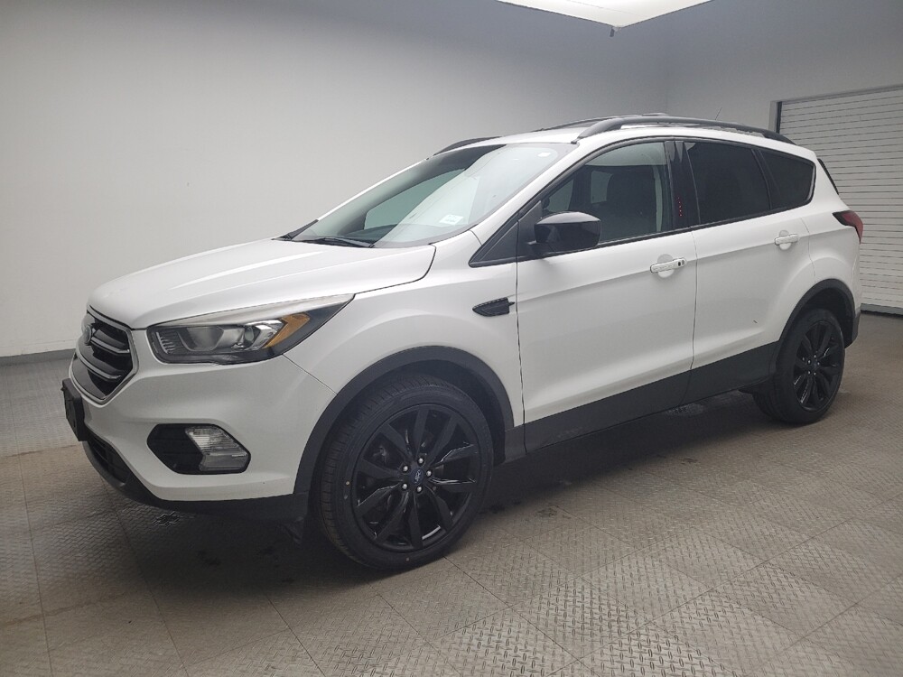 2019 Ford Escape in Taylor, MI 48180 - 18113598 2
