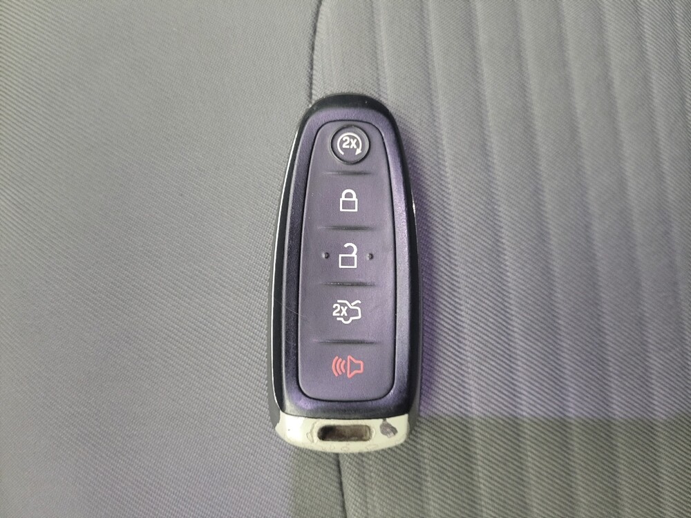 2019 Ford Escape in Taylor, MI 48180 - 18113598 32