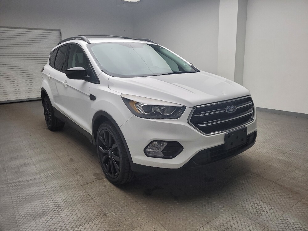 2019 Ford Escape in Taylor, MI 48180 - 18113598 13