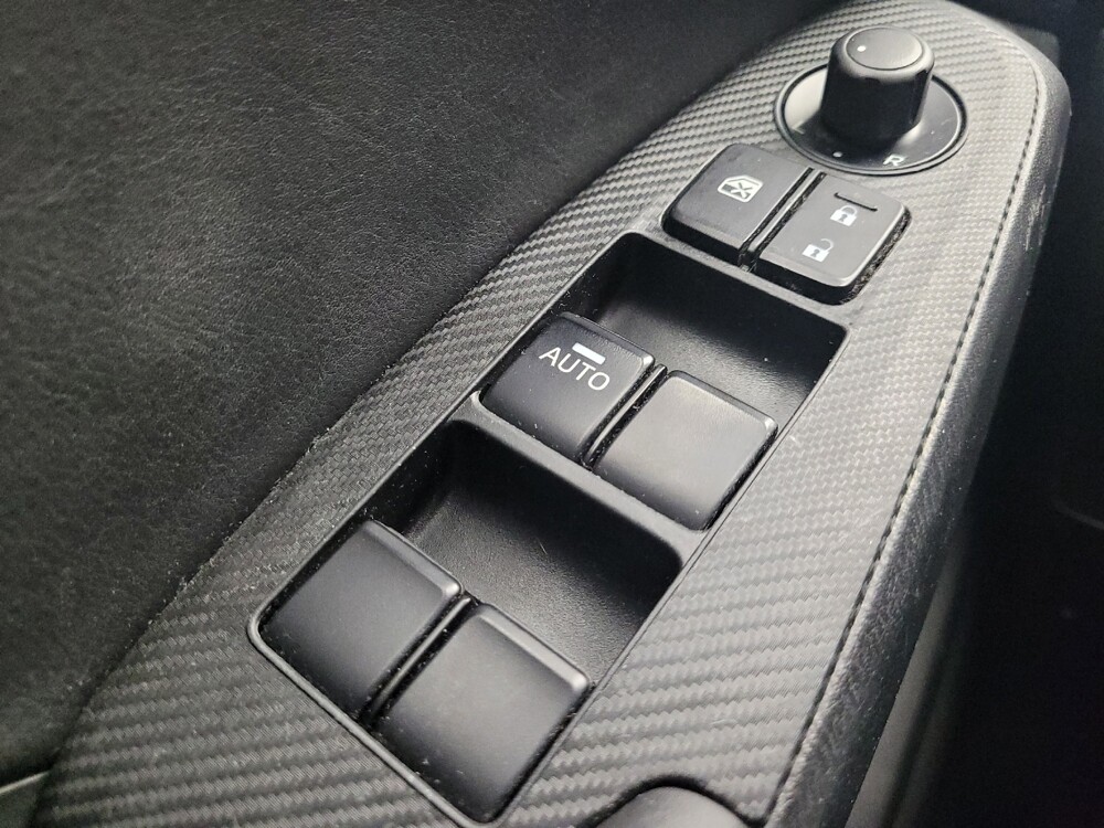 2016 Mazda MAZDA3 in Eastpointe, MI 48021 - 18113599 27