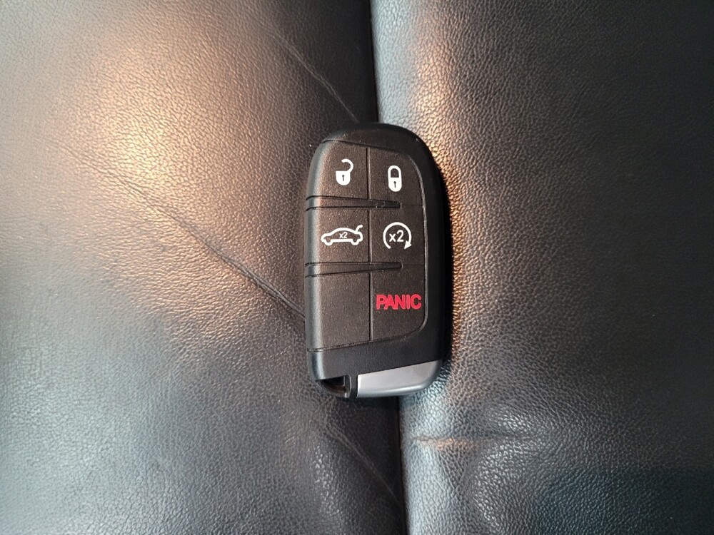 2022 Jeep Grand Cherokee in Taylor, MI 48180 - 18113601 32