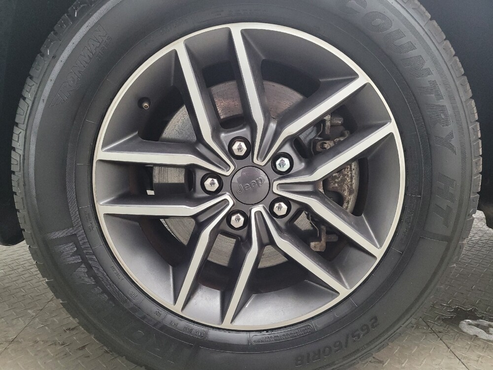 2022 Jeep Grand Cherokee in Taylor, MI 48180 - 18113601 31