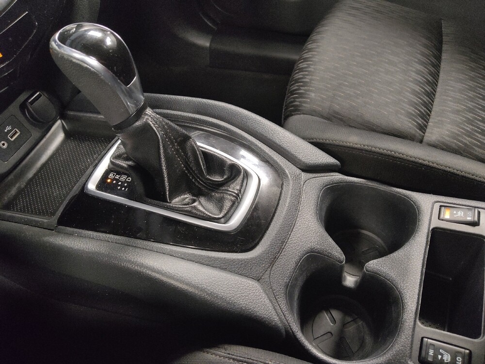 2019 Nissan Rogue in Houston, TX 77034 - 18113604 26