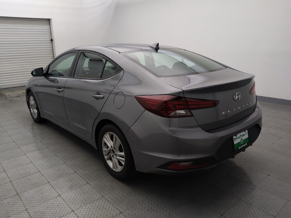 2019 Hyundai Elantra in Houston, TX 77034 - 18113606 5