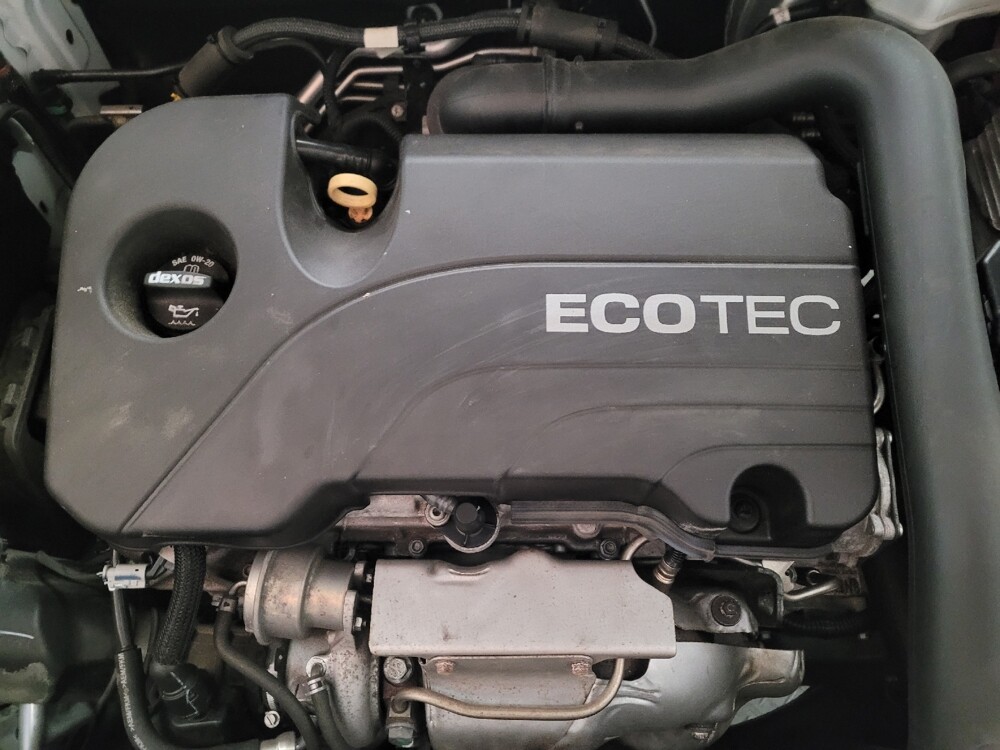 2018 Chevrolet Equinox in Downey, CA 90241 - 18113608 30