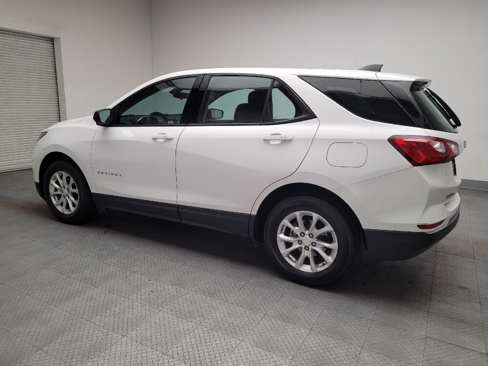 2018 Chevrolet Equinox in Downey, CA 90241 - 18113608 3