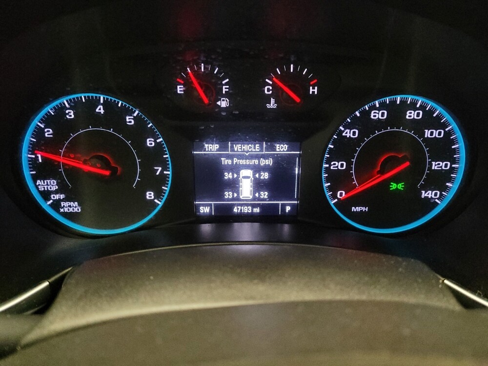 2018 Chevrolet Equinox in Downey, CA 90241 - 18113608 23