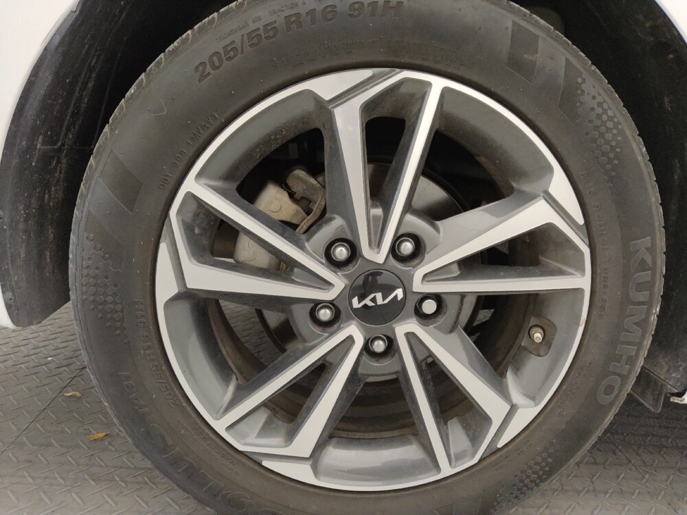 2023 Kia Forte in Bradenton, FL 34207 - 18113611 31