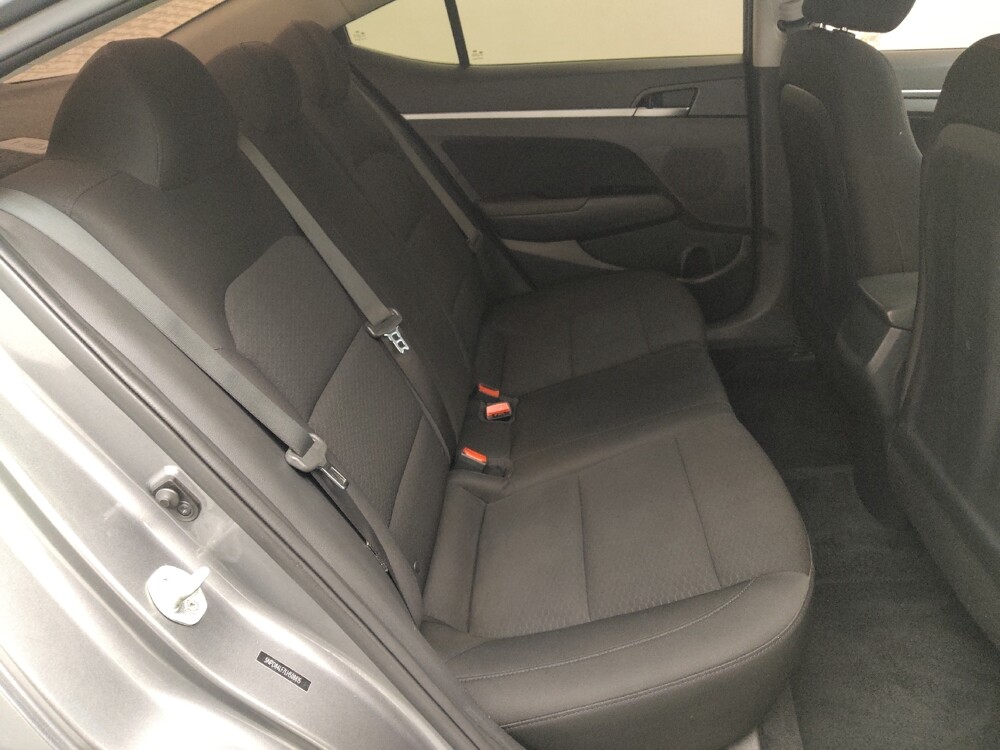 2020 Hyundai Elantra in Houston, TX 77074 - 18113622 19