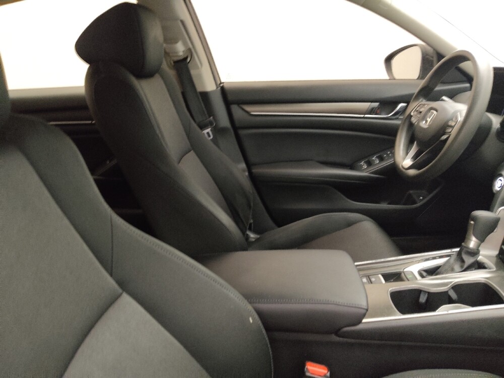 2018 Honda Accord in Bradenton, FL 34207 - 18113623 21