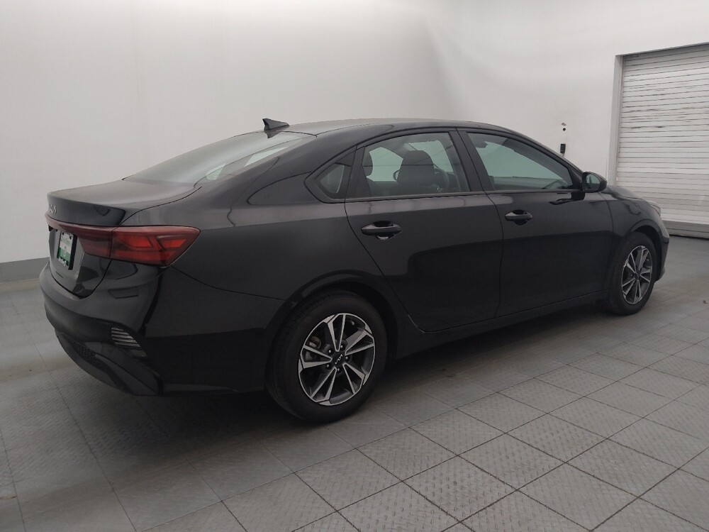 2024 Kia Forte in Tampa, FL 33619 - 18113624 10