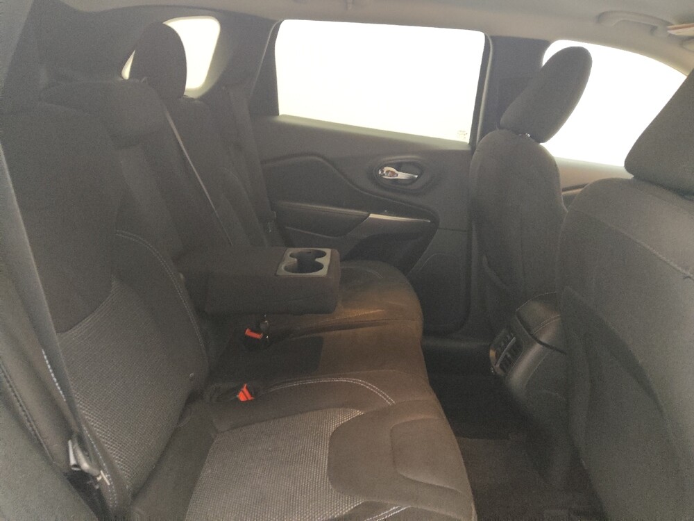 2019 Jeep Cherokee in Augusta, GA 30907 - 18113630 19