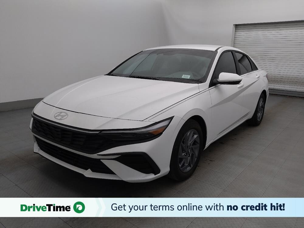 2024 Hyundai Elantra in Bradenton, FL 34207 - 18113633