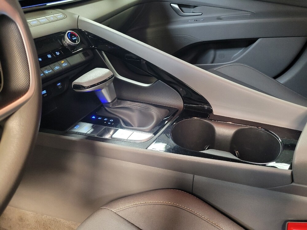 2024 Hyundai Elantra in Bradenton, FL 34207 - 18113633 26