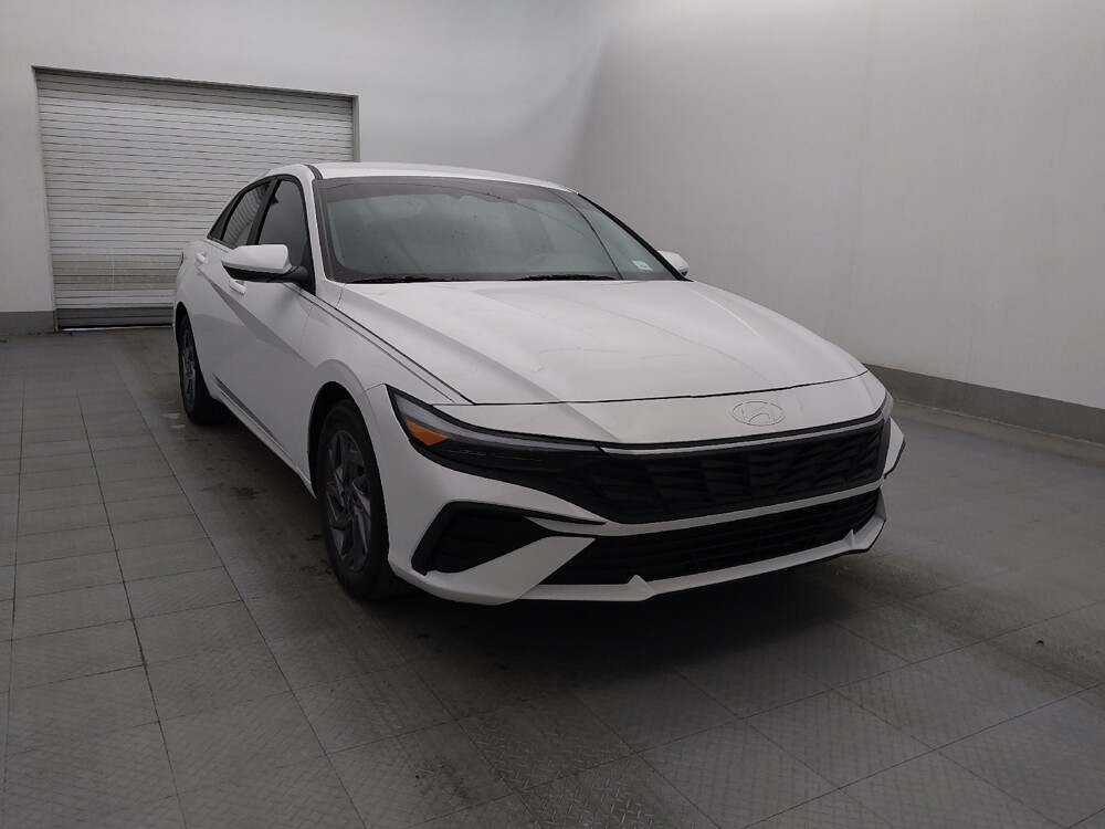 2024 Hyundai Elantra in Bradenton, FL 34207 - 18113633 13