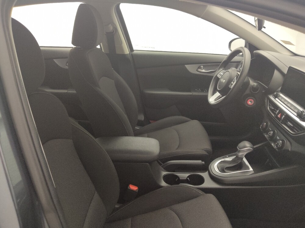 2023 Kia Forte in Tallahassee, FL 32304 - 18113648 21